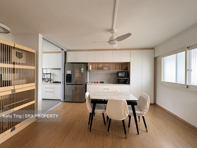 Blk 906 Jurong West Street 91 (Jurong West), HDB Executive #543552211
